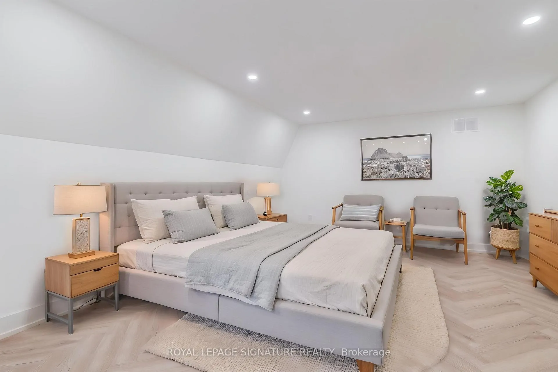 Photo 16 of Unit 3, 861 O'Connor Drive, Toronto, O'Connor-Parkview — HOMEH