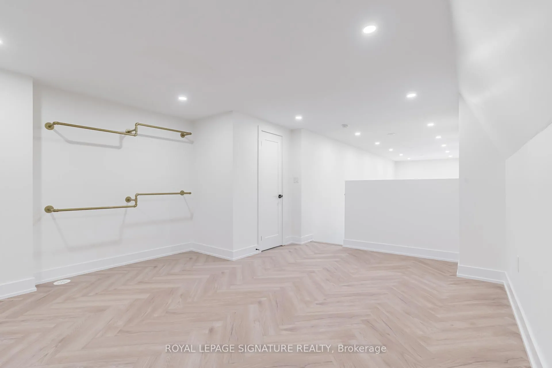Photo 18 of Unit 3, 861 O'Connor Drive, Toronto, O'Connor-Parkview — HOMEH