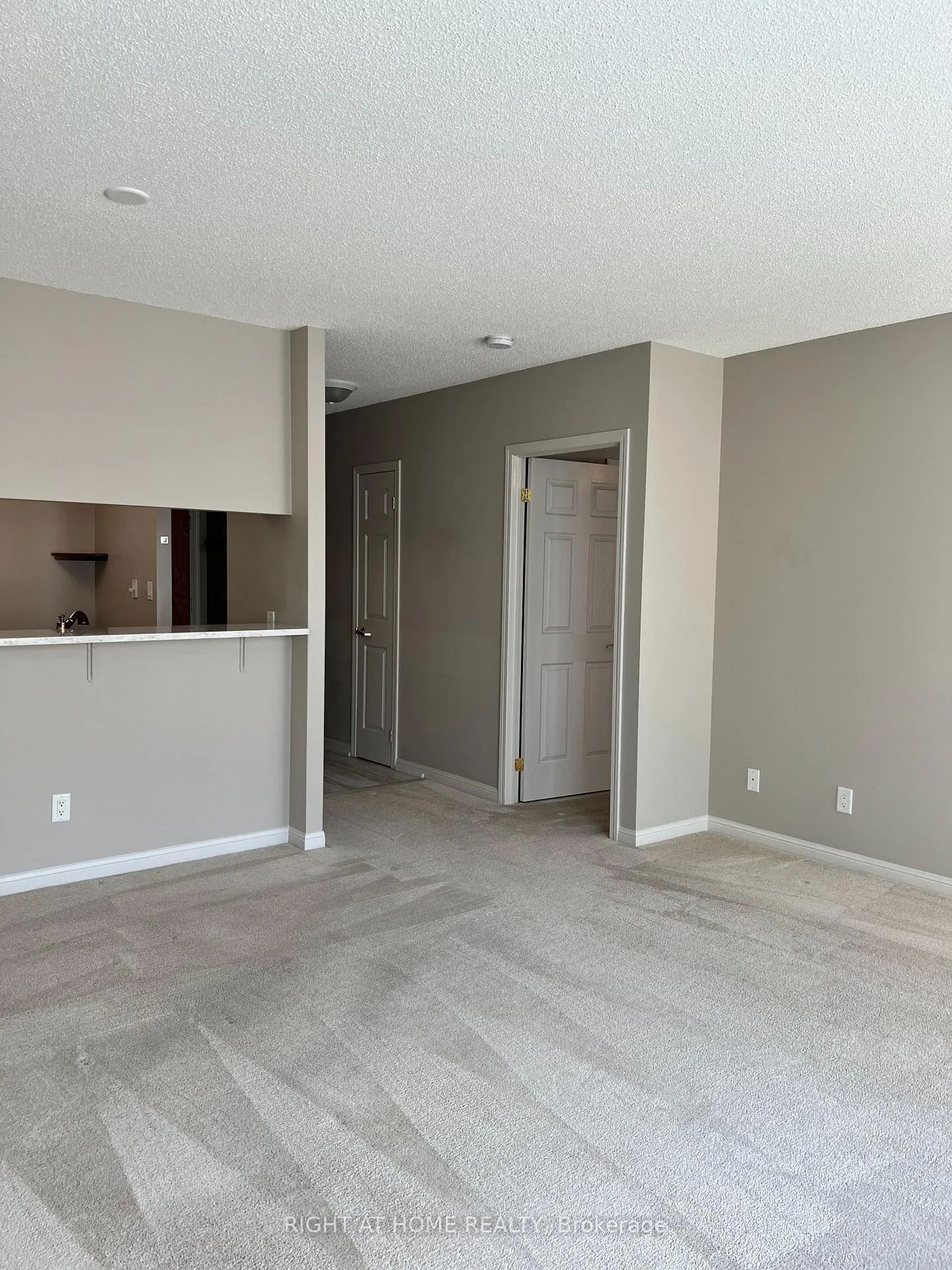 Photo 9 of Unit 218, 90 Dean Avenue, Barrie, Painswick South — HOMEH