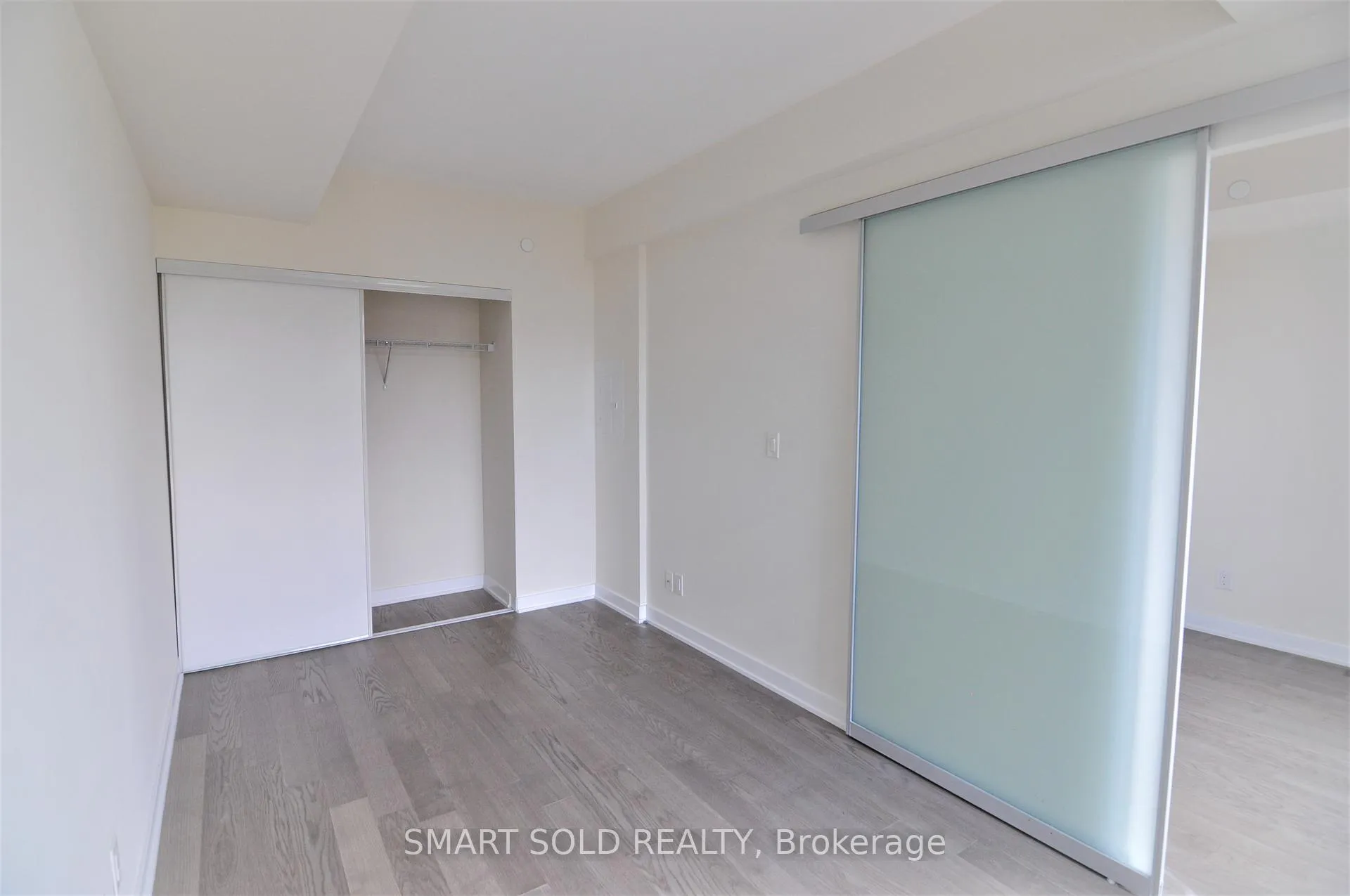 Photo 3 of Unit 1306, 17 Dundonald Street, Toronto, Church-Yonge Corridor — HOMEH