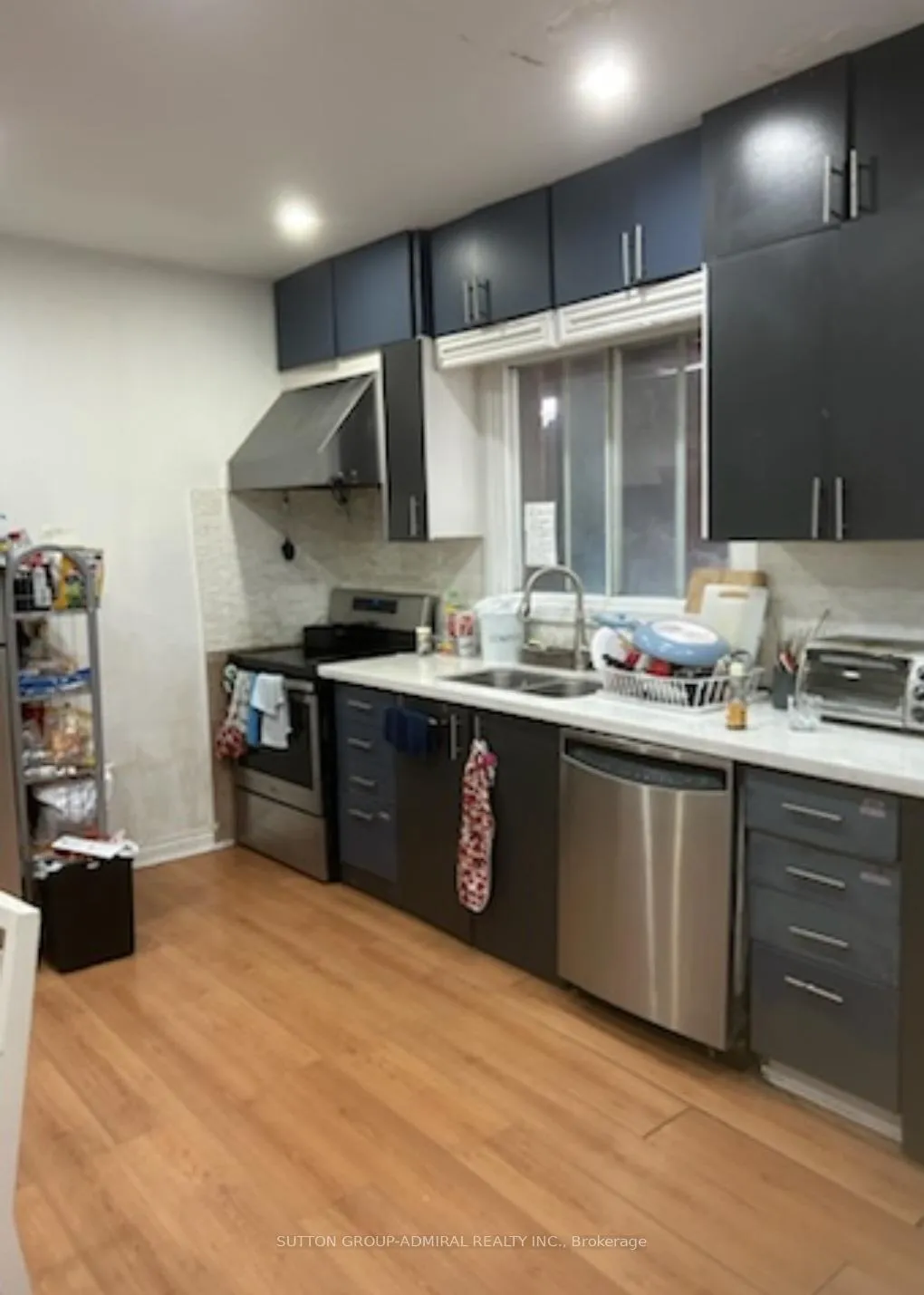 Photo 8 of 34 Dartnell Avenue, Toronto, Casa Loma — HOMEH