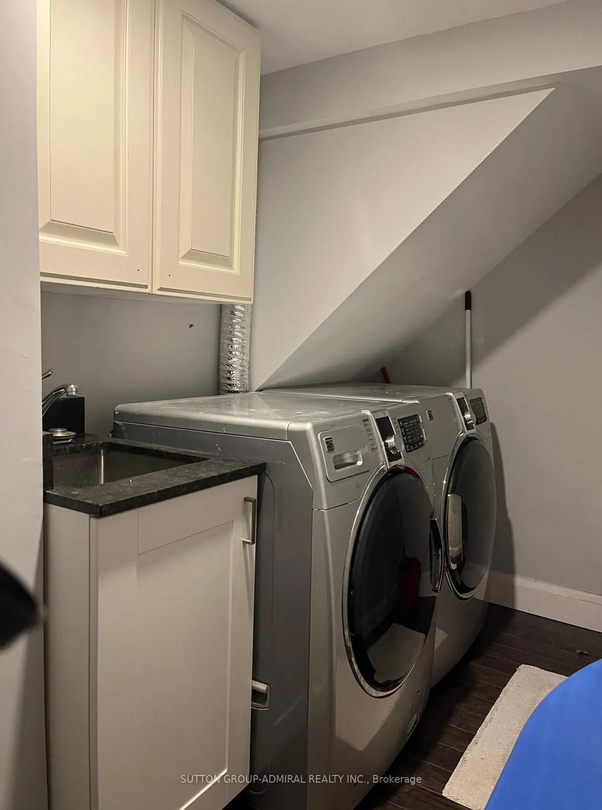 Photo 22 of 34 Dartnell Avenue, Toronto, Casa Loma — HOMEH