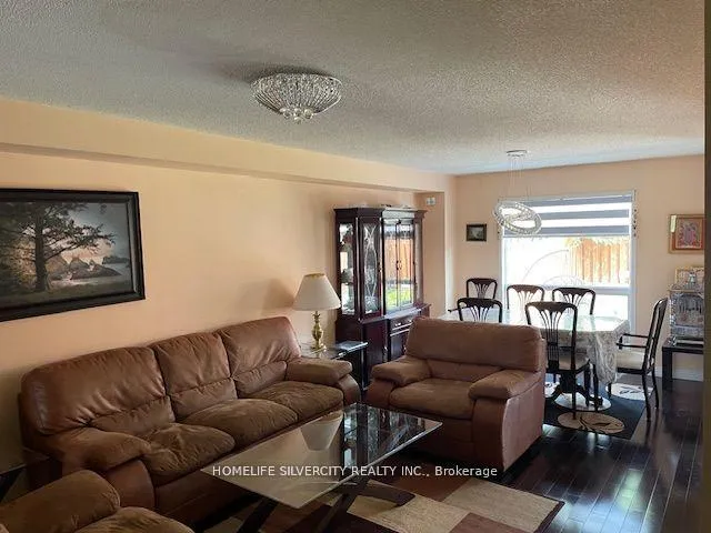 Photo 3 of 46 Clandfield Street, Markham, Rouge River Estates — HOMEH