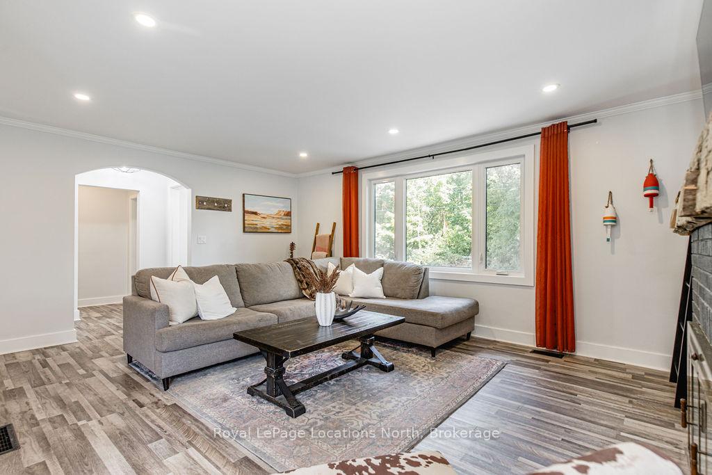 Photo 8 of 216 Elm Street, Clearview, Stayner — HOMEH