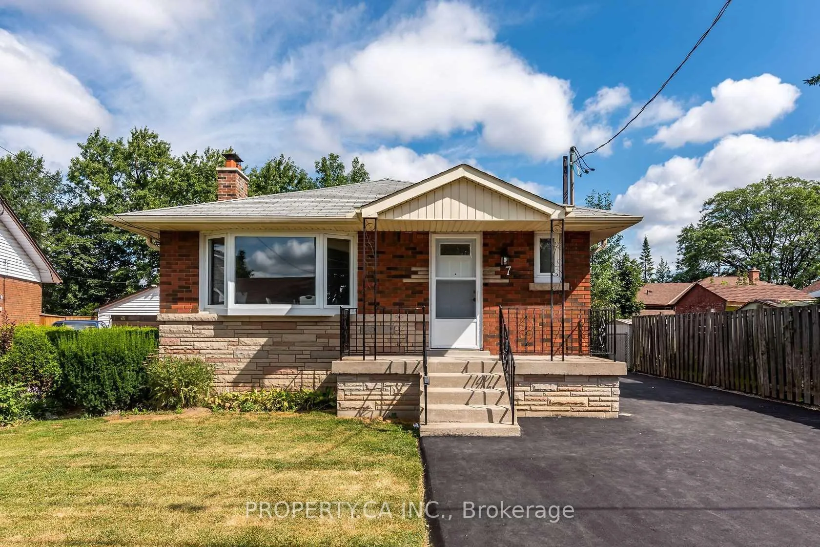 Photo 1 of Unit Main, 7 Bolan Court, Hamilton, Raleigh — HOMEH