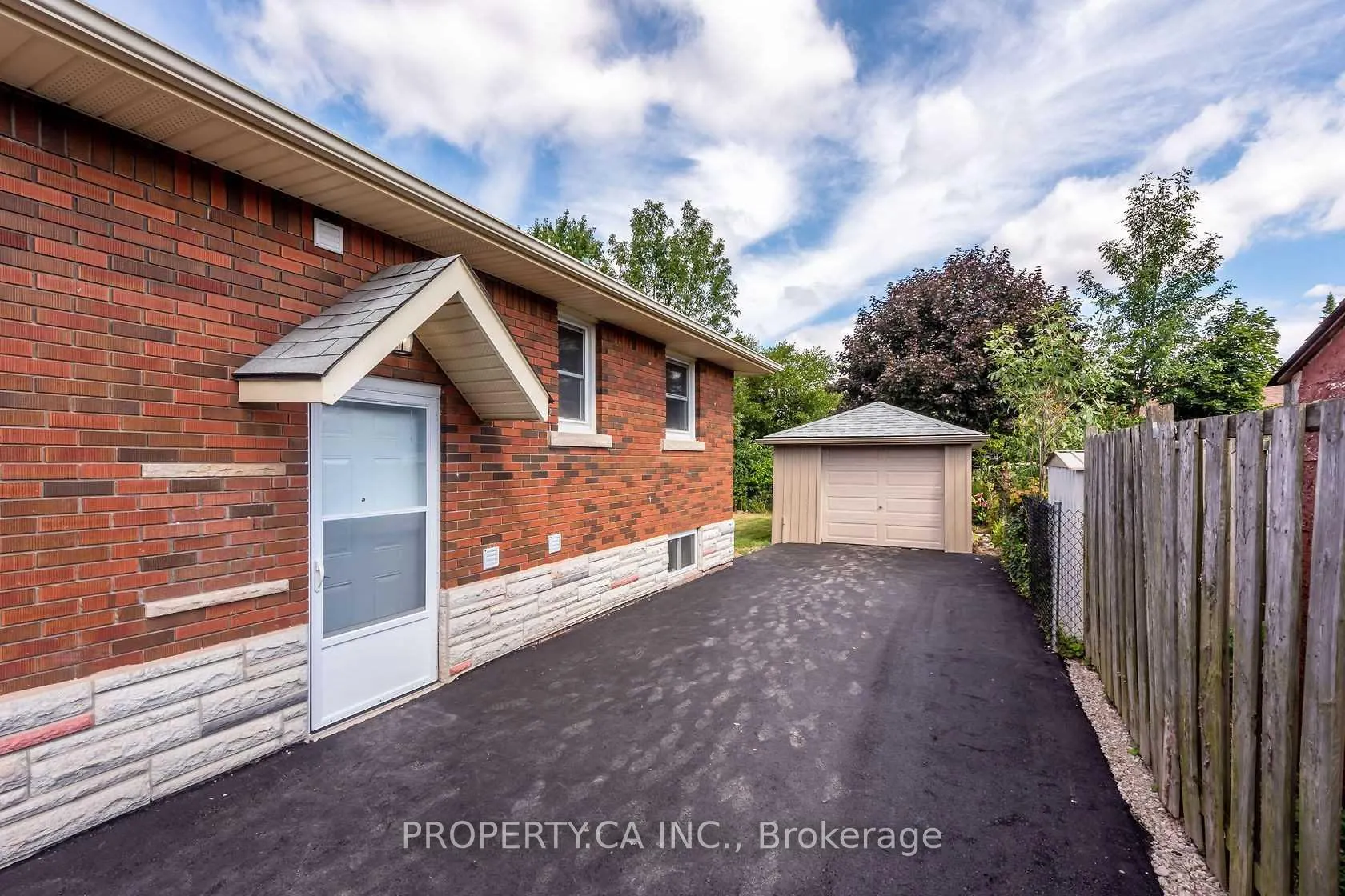Photo 14 of Unit Main, 7 Bolan Court, Hamilton, Raleigh — HOMEH