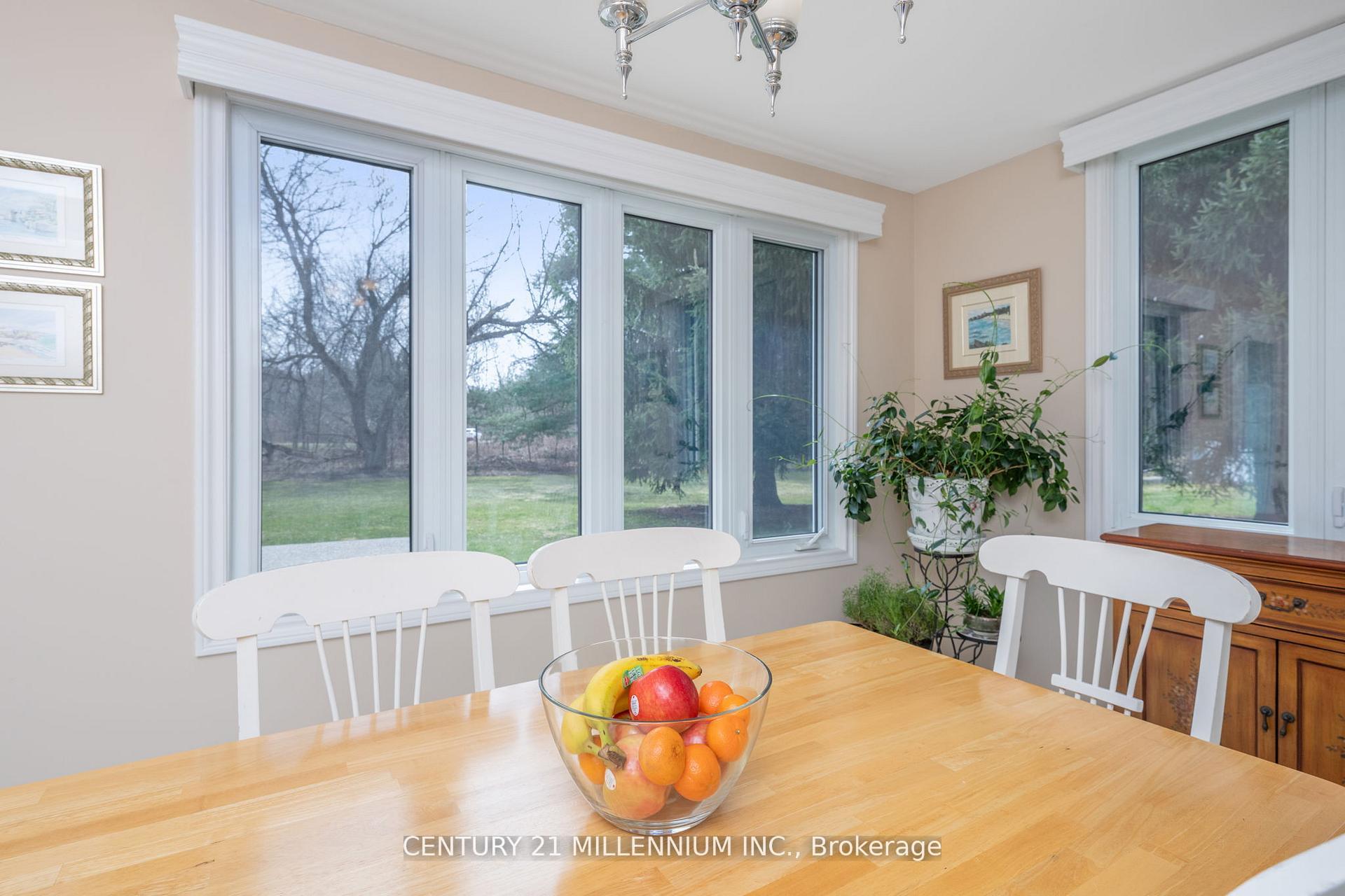 Photo 10 of 48 Credit Road, Caledon, Cheltenham — HOMEH