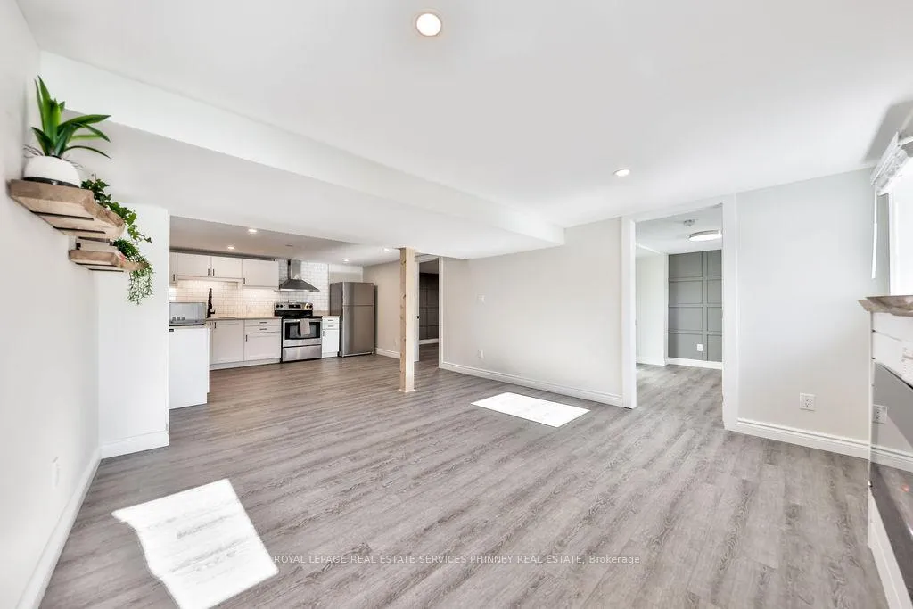 Photo 13 of 47 Castlefield Drive, Hamilton, Hampton Heights — HOMEH
