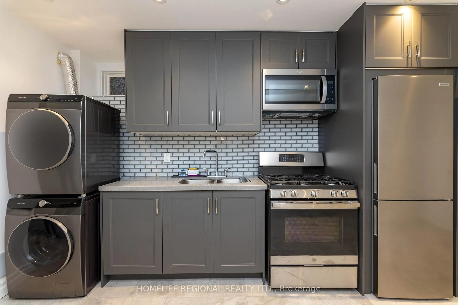 Photo 4 of Unit Lower Level, 244 Roxton Road, Toronto, Palmerston-Little Italy — HOMEH