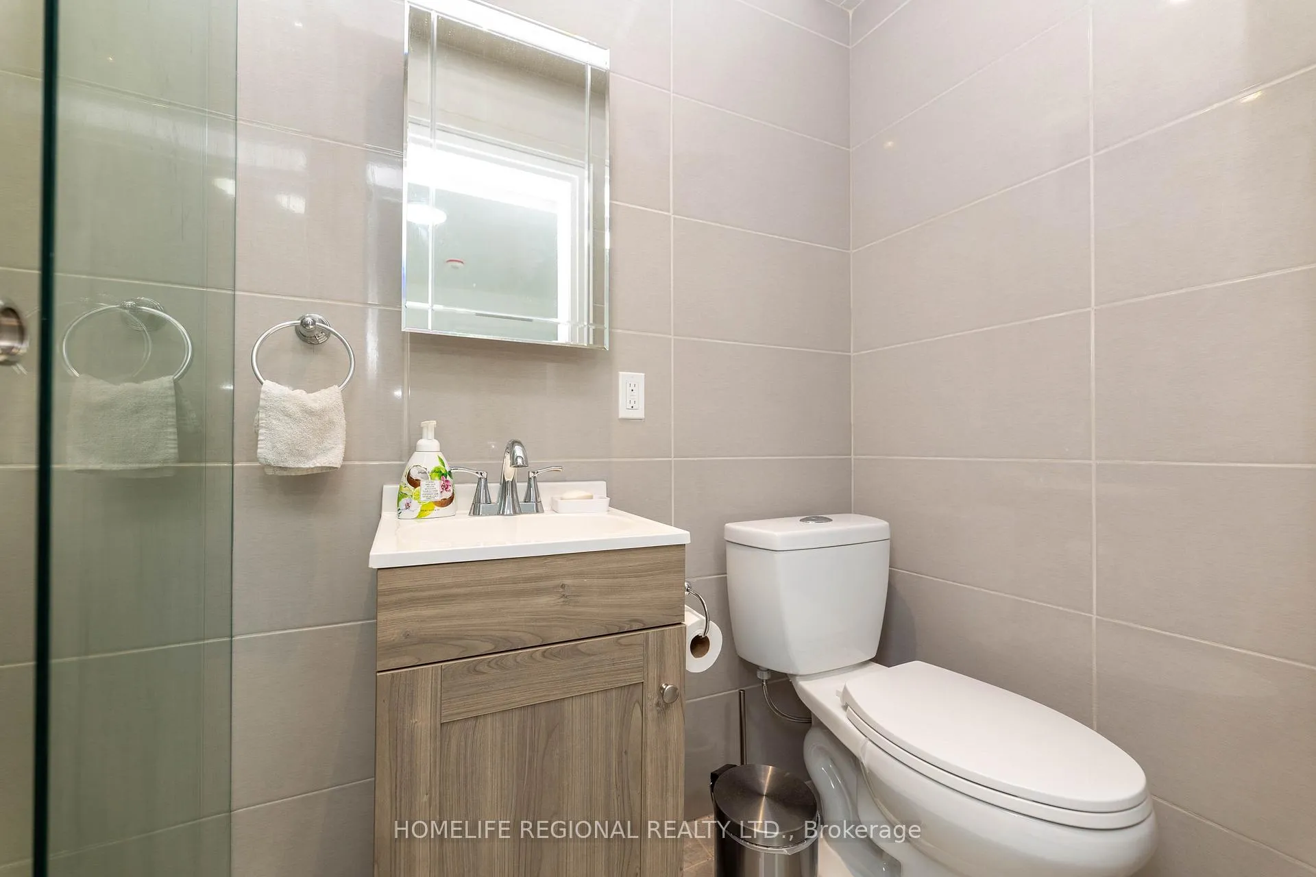 Photo 11 of Unit Lower Level, 244 Roxton Road, Toronto, Palmerston-Little Italy — HOMEH