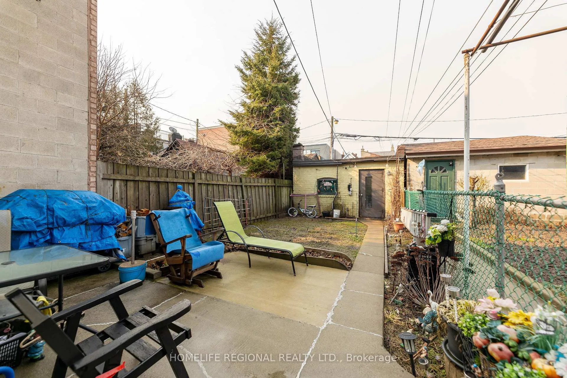 Photo 17 of Unit Lower Level, 244 Roxton Road, Toronto, Palmerston-Little Italy — HOMEH