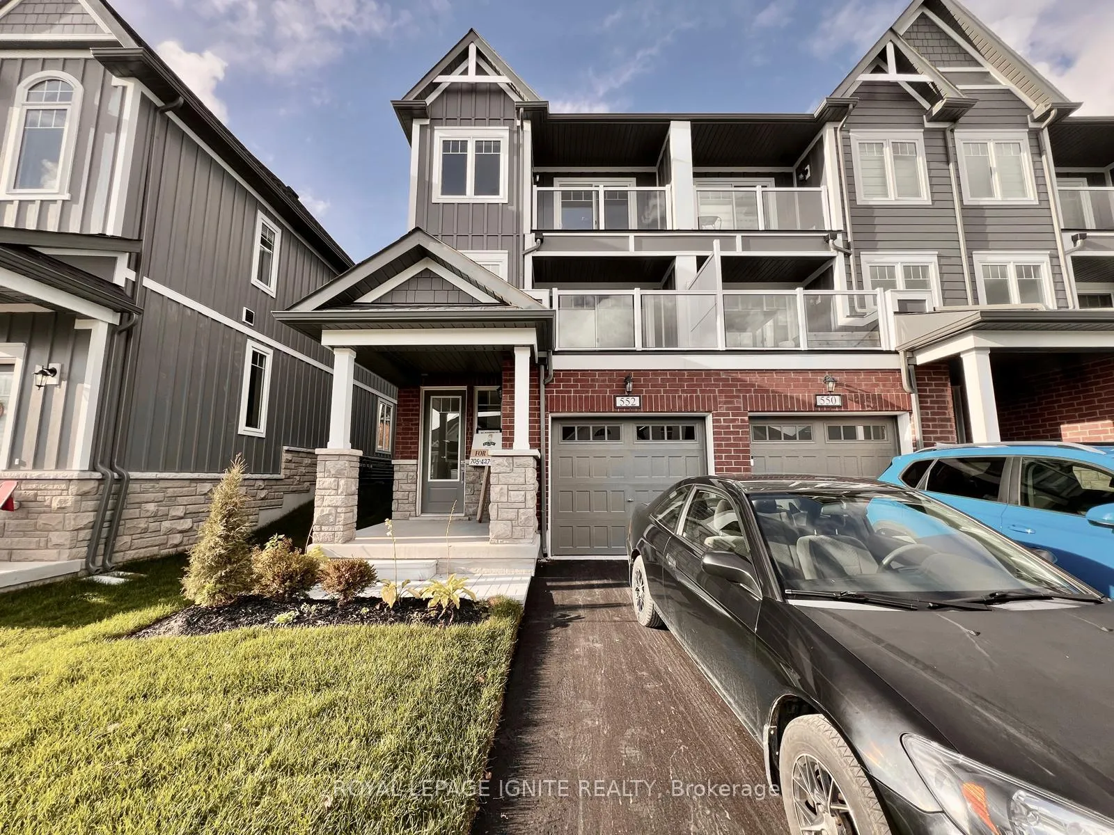 Photo 1 of 552 Hudson Crescent, Midland — HOMEH