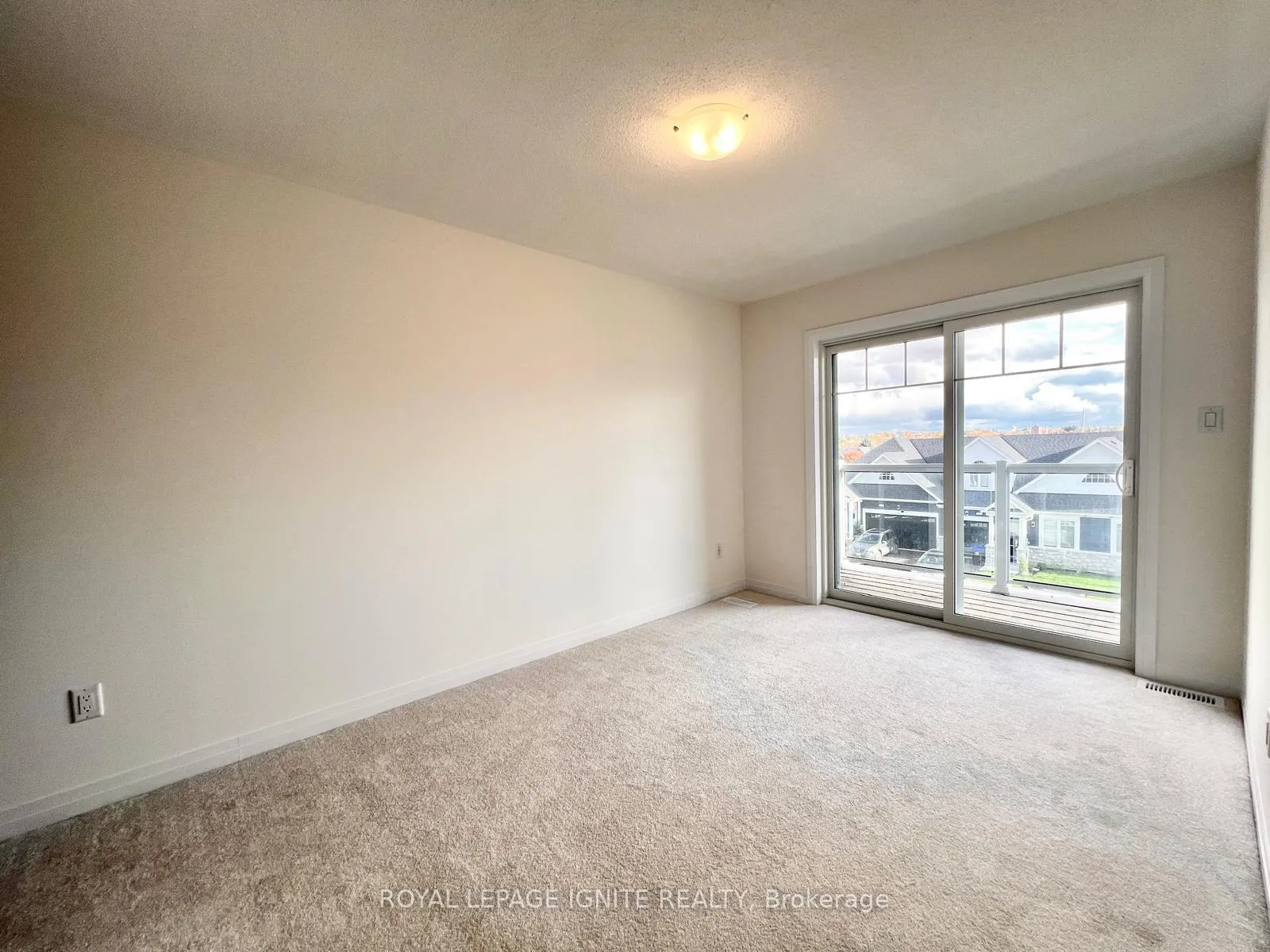 Photo 18 of 552 Hudson Crescent, Midland — HOMEH