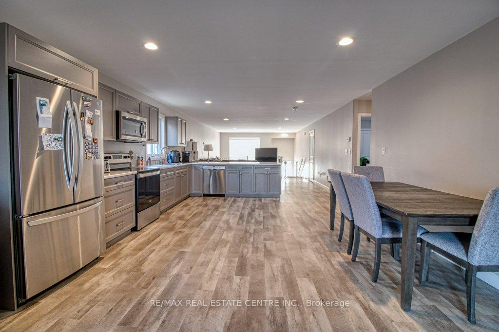 Photo 11 of 191 Moonstone Crescent, Chatham-Kent, Chatham — HOMEH