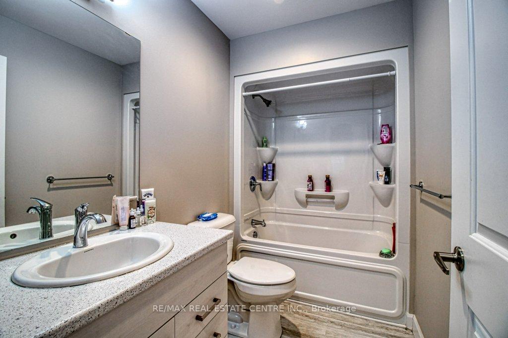 Photo 15 of 191 Moonstone Crescent, Chatham-Kent, Chatham — HOMEH