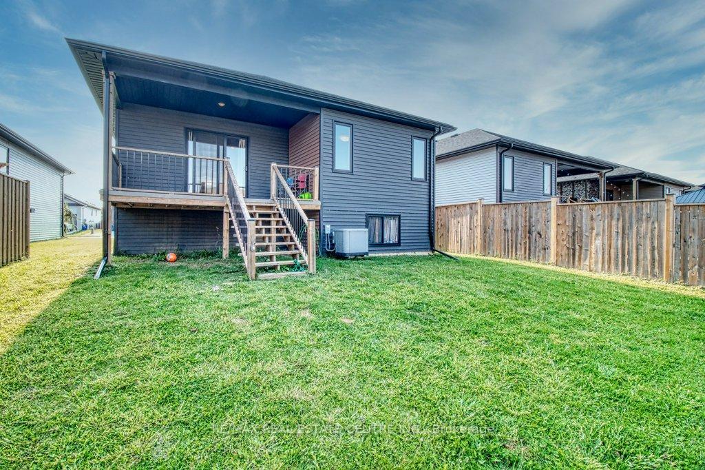 Photo 38 of 191 Moonstone Crescent, Chatham-Kent, Chatham — HOMEH