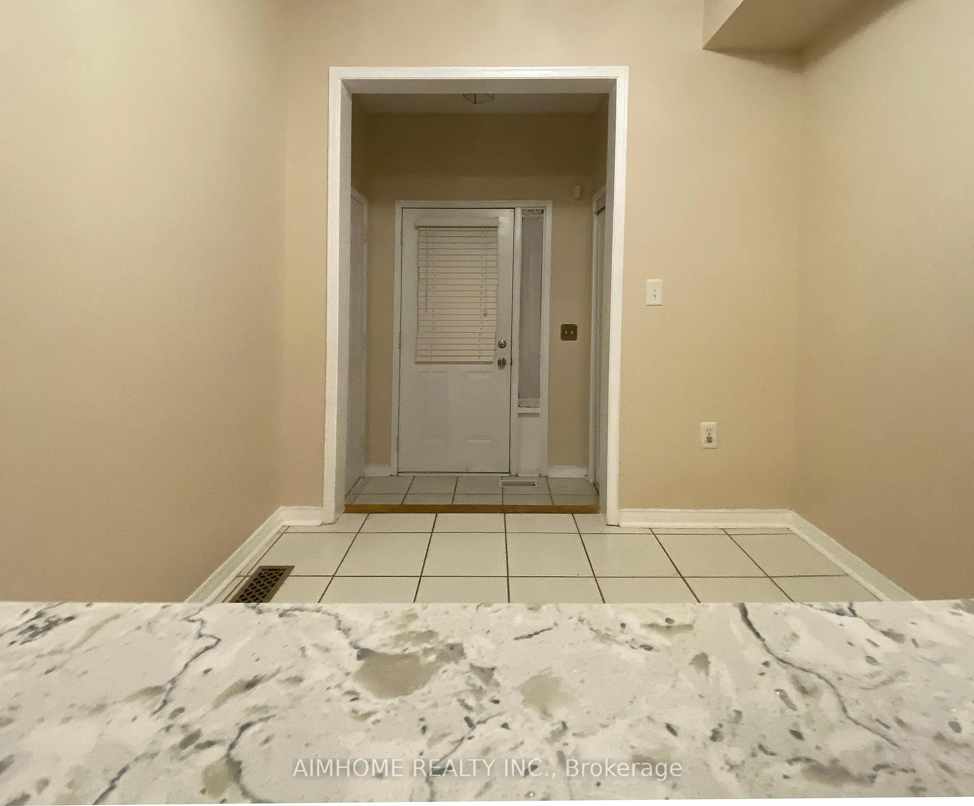 Photo 7 of 396 Bur Oak Avenue, Markham, Berczy — HOMEH