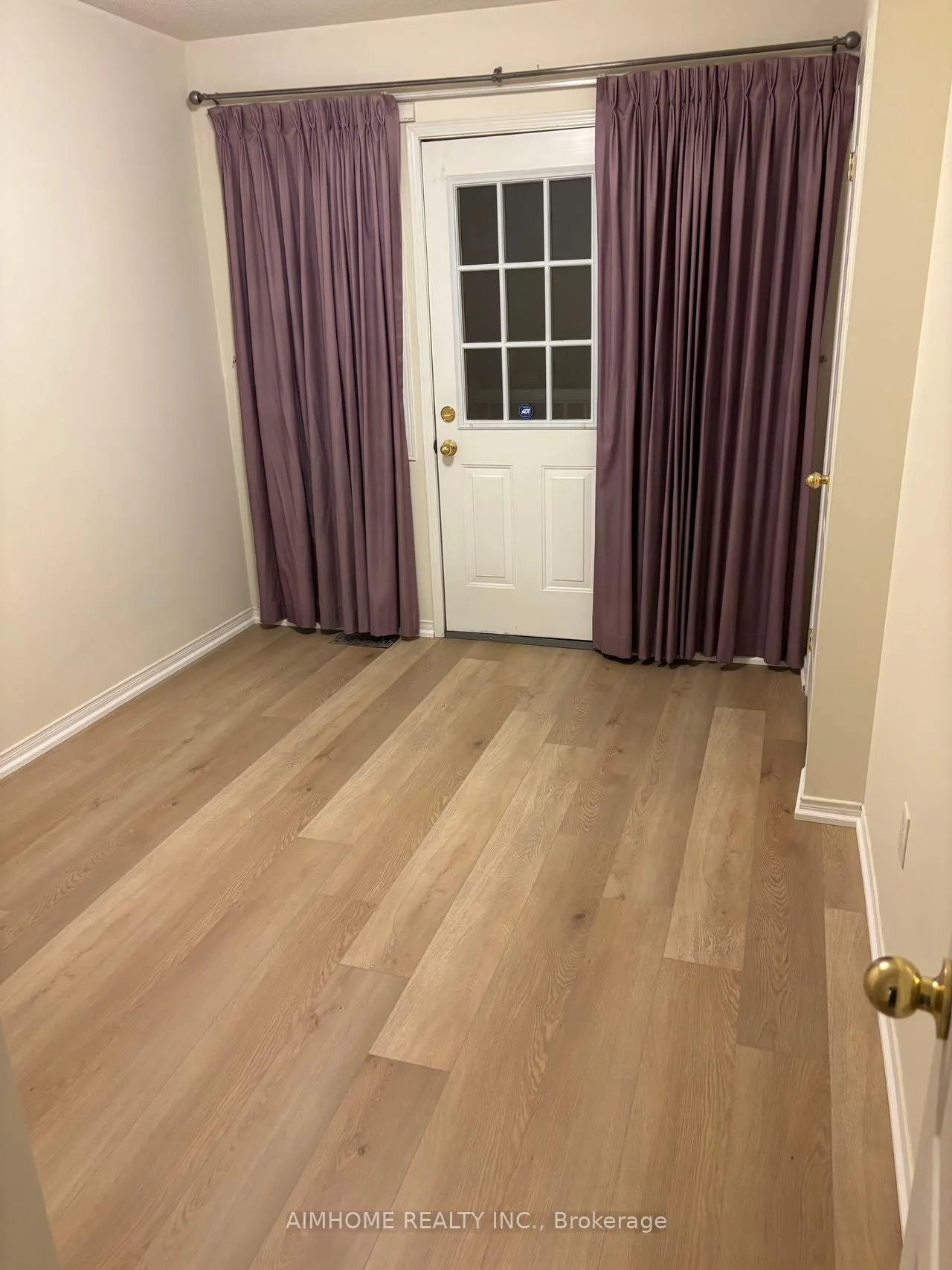 Photo 13 of 396 Bur Oak Avenue, Markham, Berczy — HOMEH