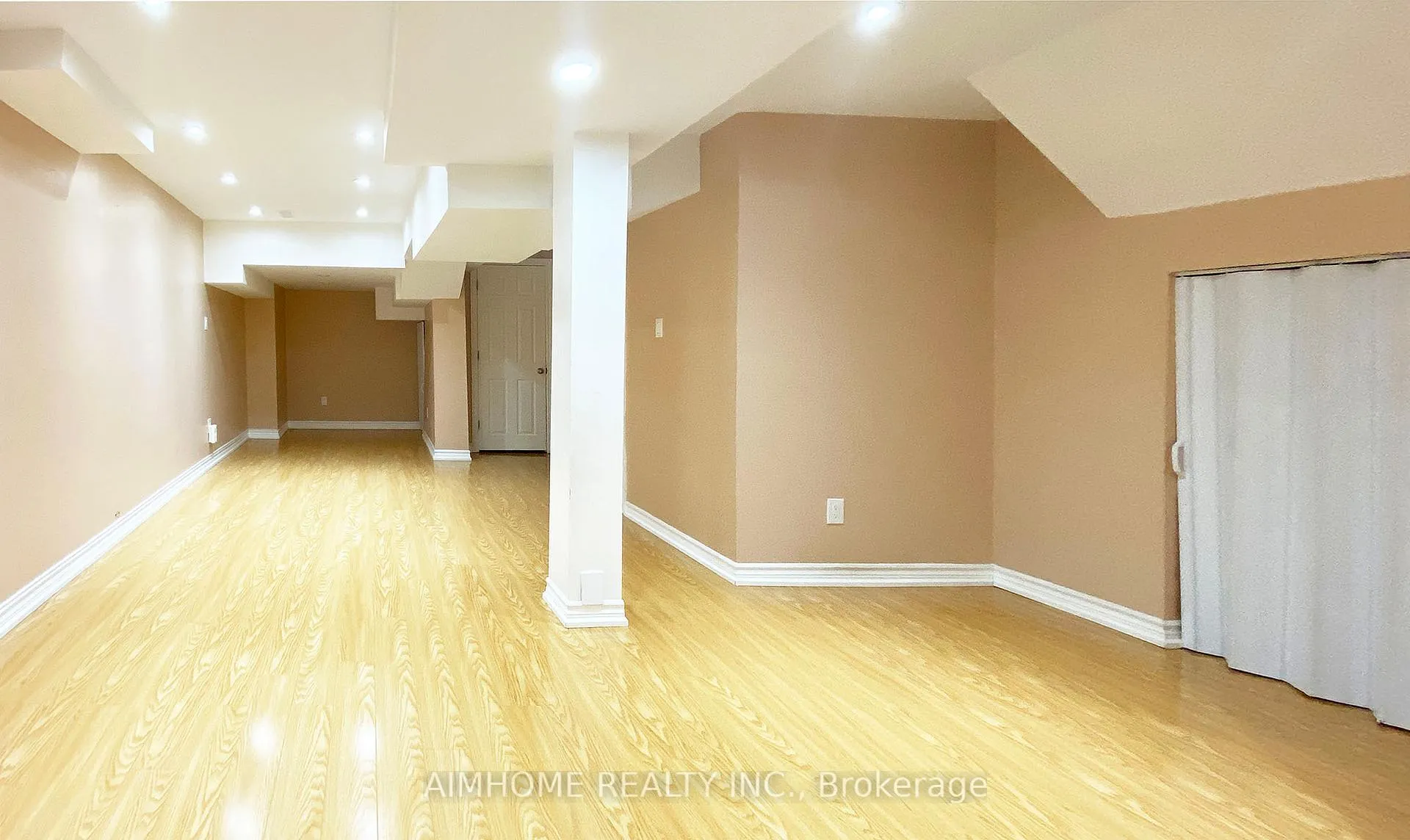 Photo 19 of 396 Bur Oak Avenue, Markham, Berczy — HOMEH