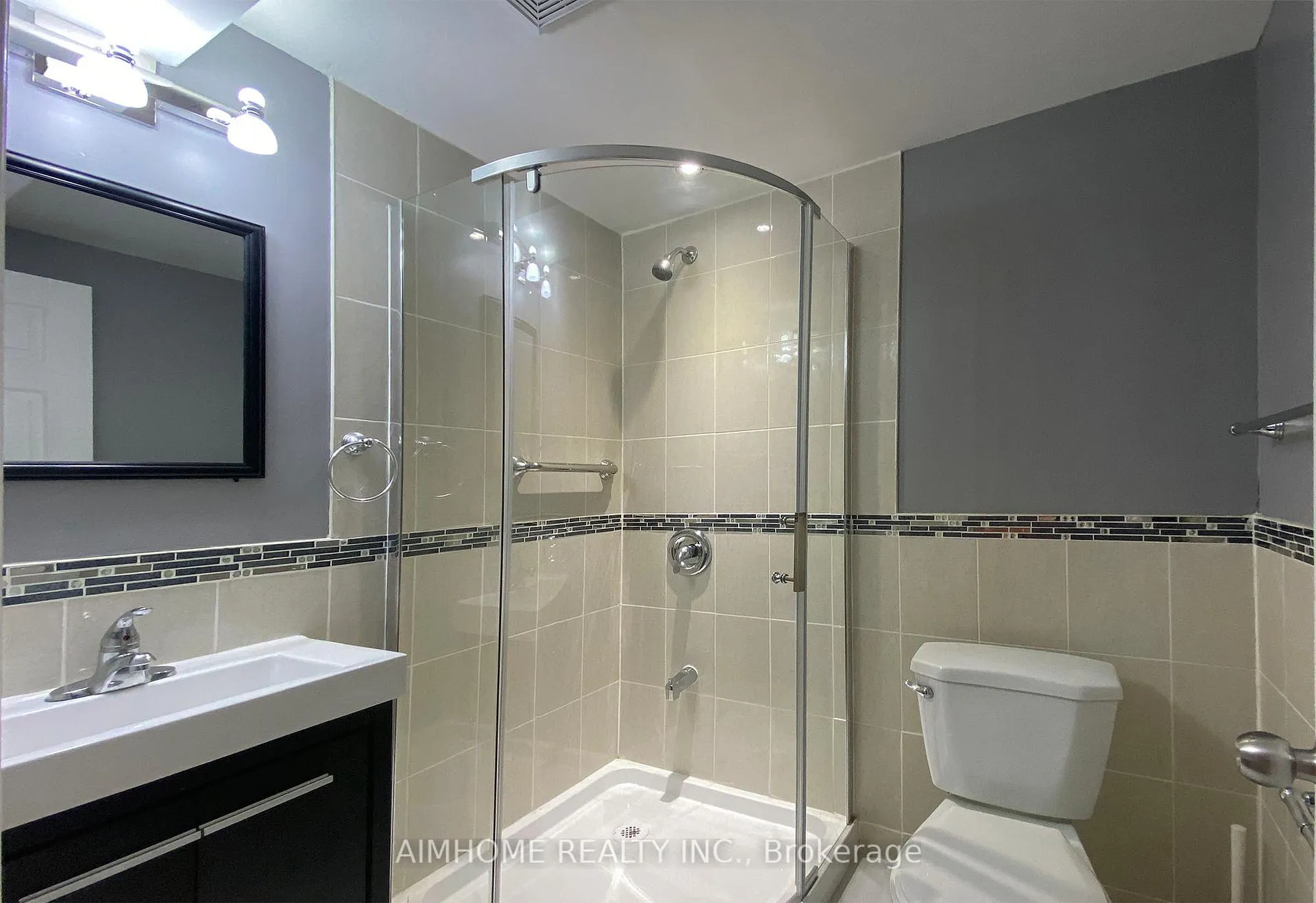 Photo 20 of 396 Bur Oak Avenue, Markham, Berczy — HOMEH