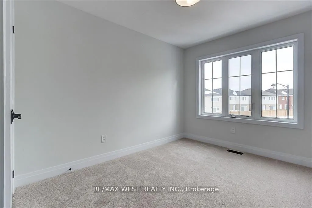 Photo 8 of Unit 22, 113 Hartley Avenue, Brant, Paris — HOMEH