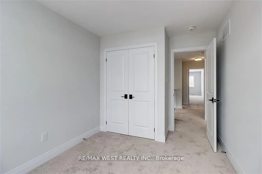 Photo 10 of Unit 22, 113 Hartley Avenue, Brant, Paris — HOMEH
