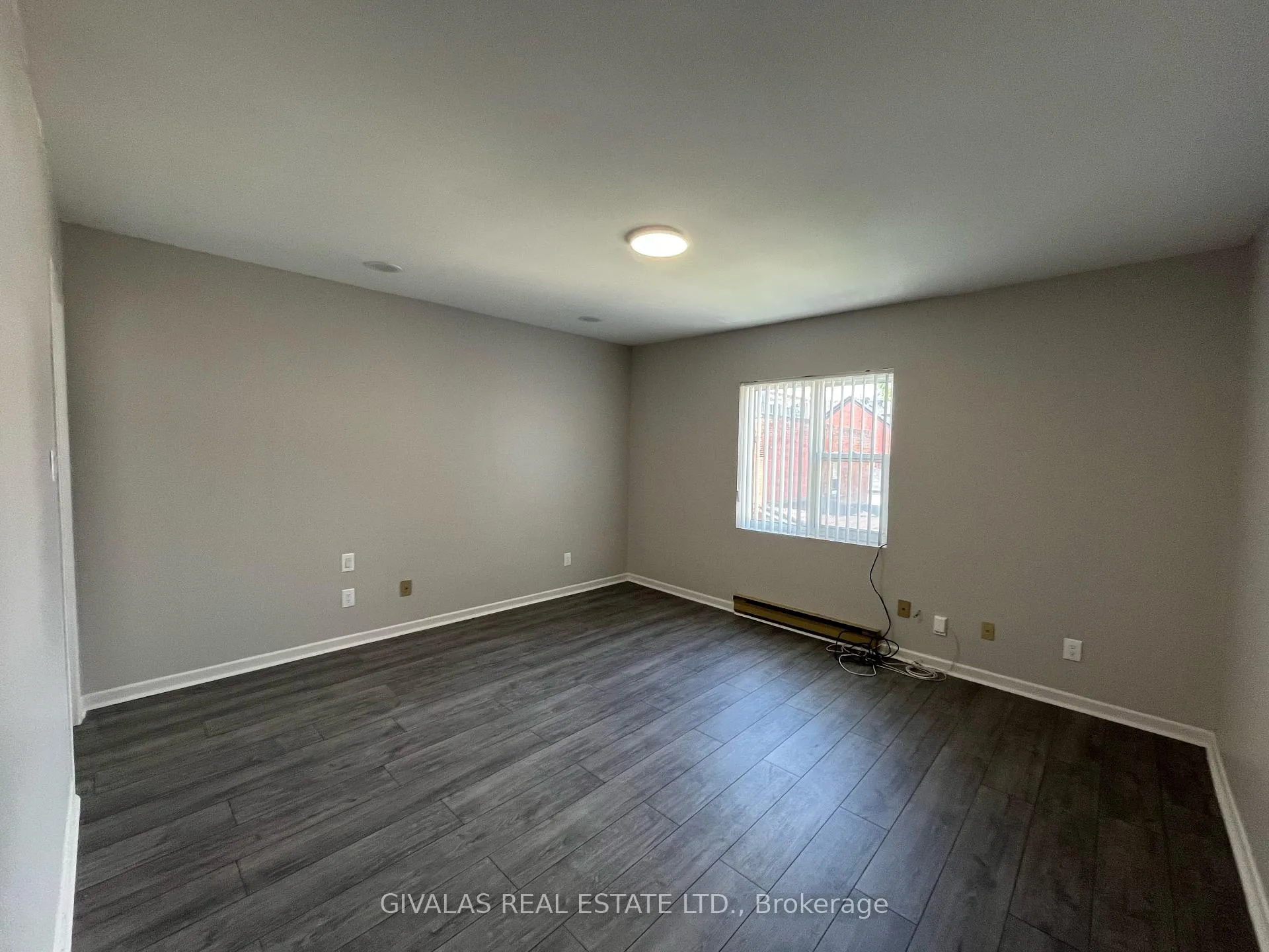Photo 8 of Unit 3, 100 Beverley Street, Toronto, Kensington-Chinatown — HOMEH