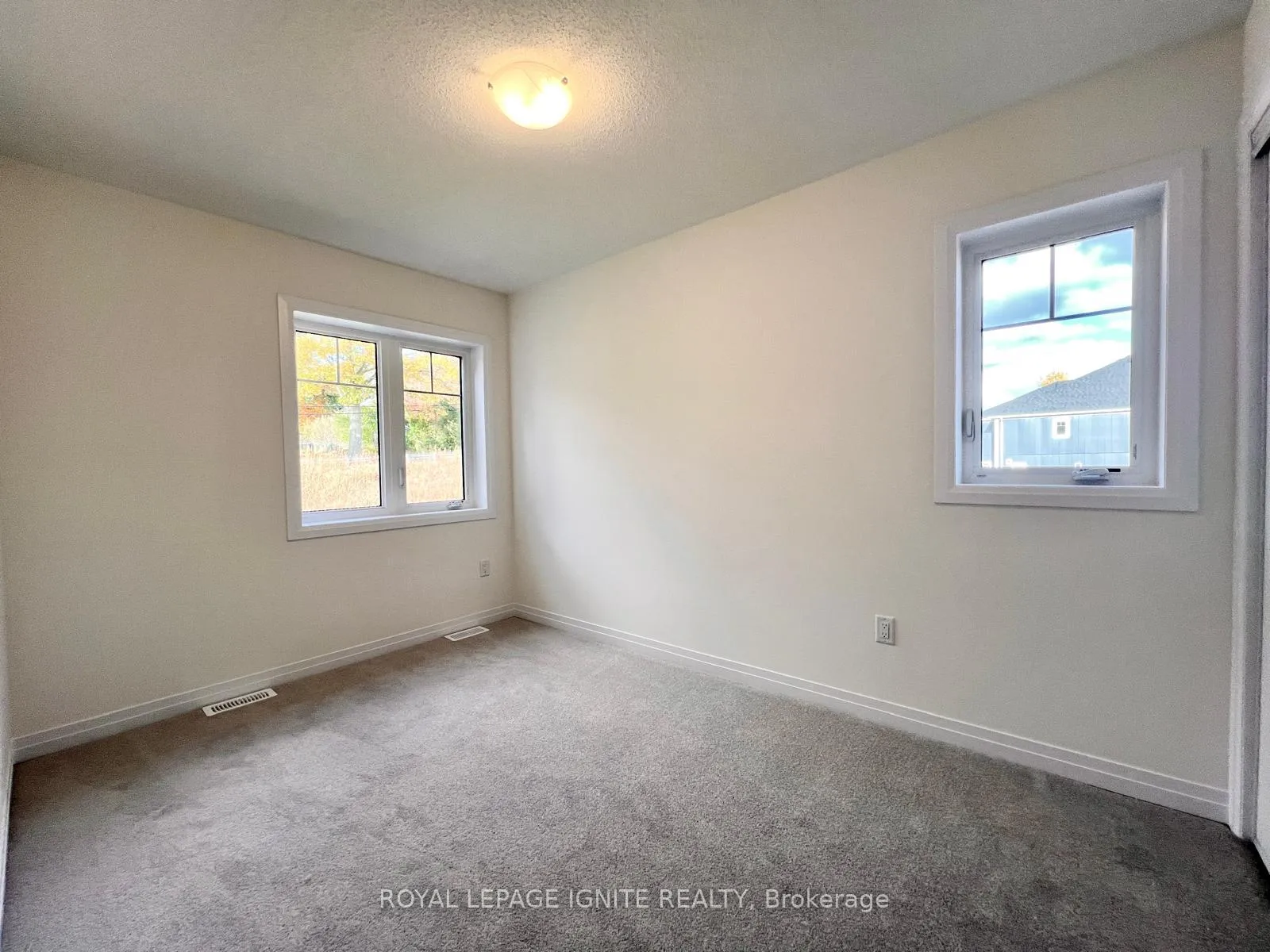 Photo 23 of 542 Hudson Crescent, Midland — HOMEH