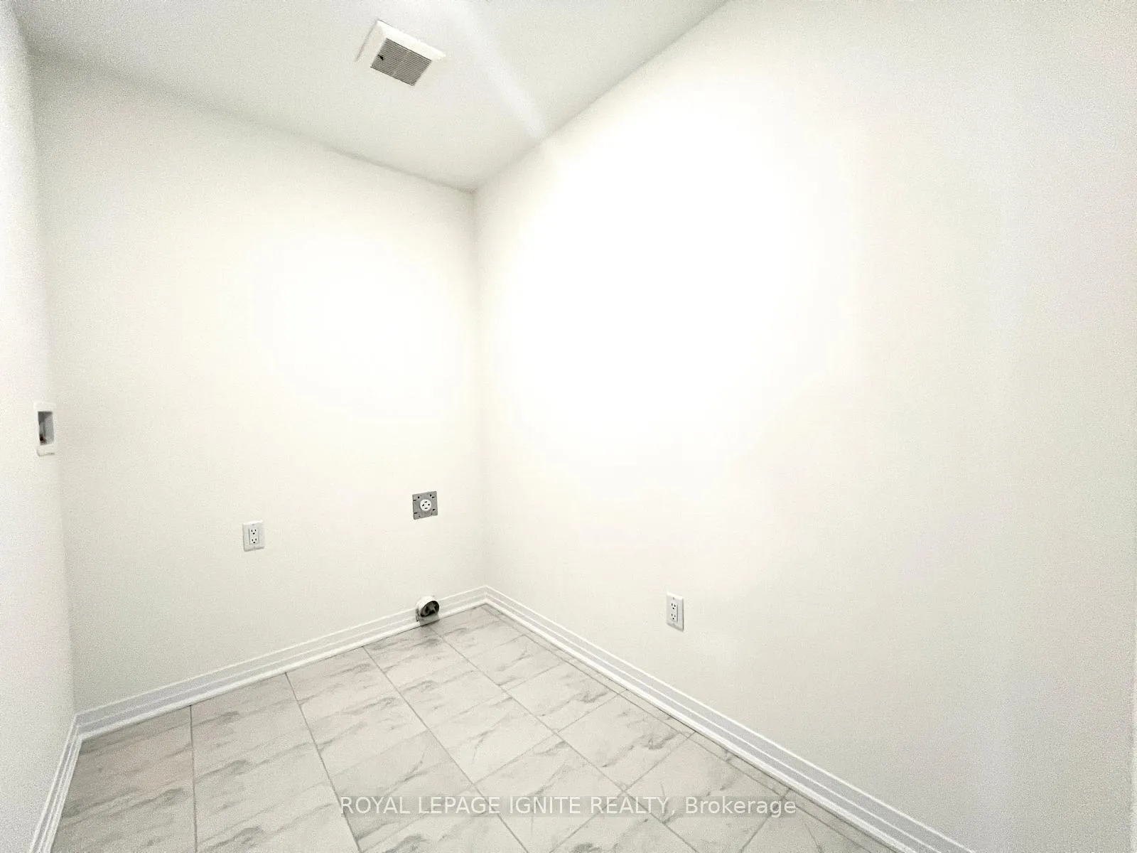 Photo 28 of 542 Hudson Crescent, Midland — HOMEH