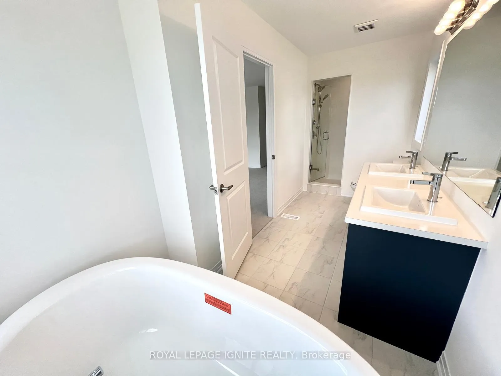 Photo 31 of 542 Hudson Crescent, Midland — HOMEH