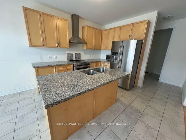 Photo 8 of 13 Henry Wilson Drive, Caledon, Caledon East — HOMEH