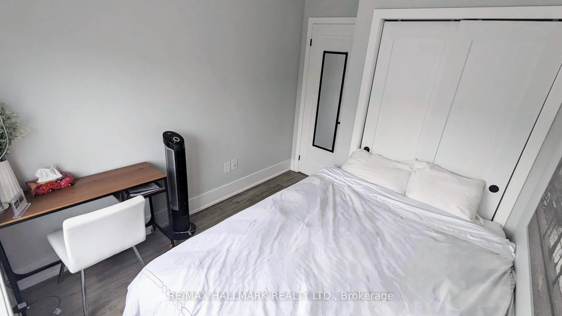 Photo 19 of 19 Gatwick Avenue, Toronto, Woodbine-Lumsden — HOMEH