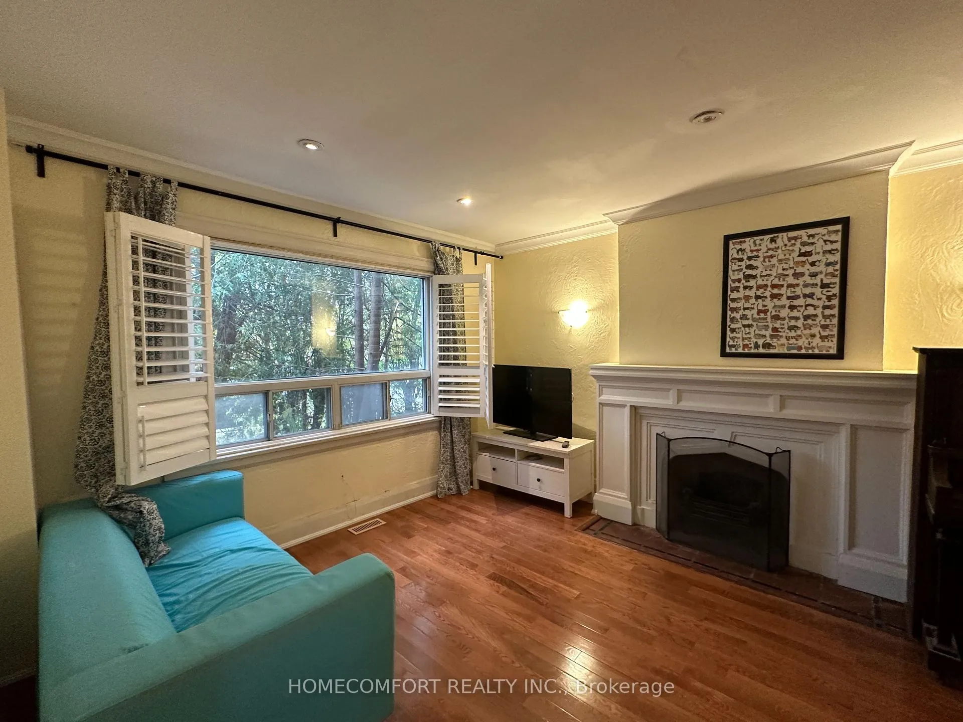 Photo 2 of 745 Millwood Road, Toronto, Leaside — HOMEH