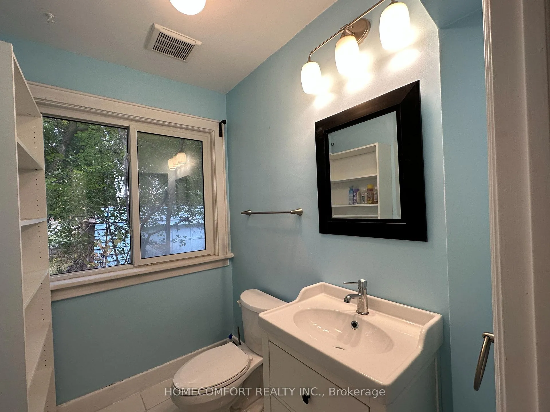 Photo 10 of 745 Millwood Road, Toronto, Leaside — HOMEH