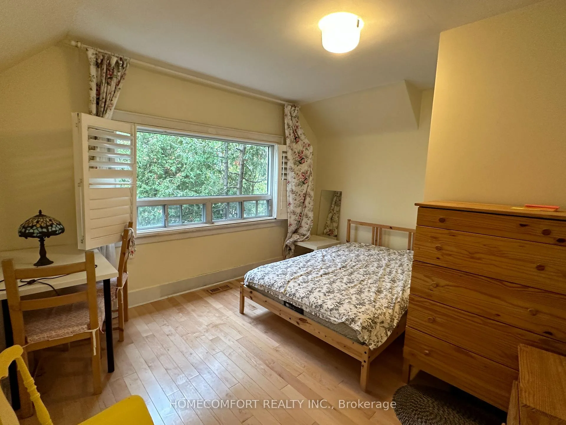 Photo 19 of 745 Millwood Road, Toronto, Leaside — HOMEH