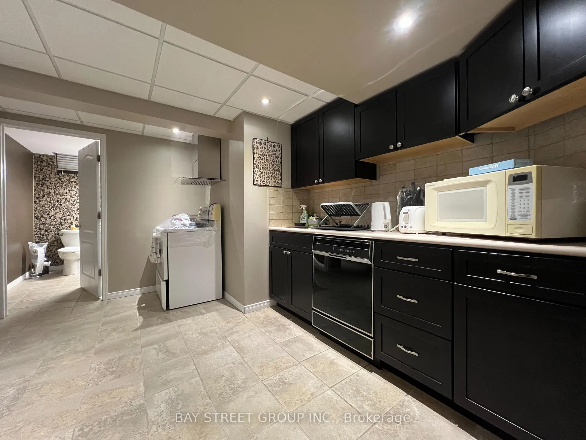 Photo 6 of Unit Bsmt, 52 Loring Cres, Markham, Unionville — HOMEH