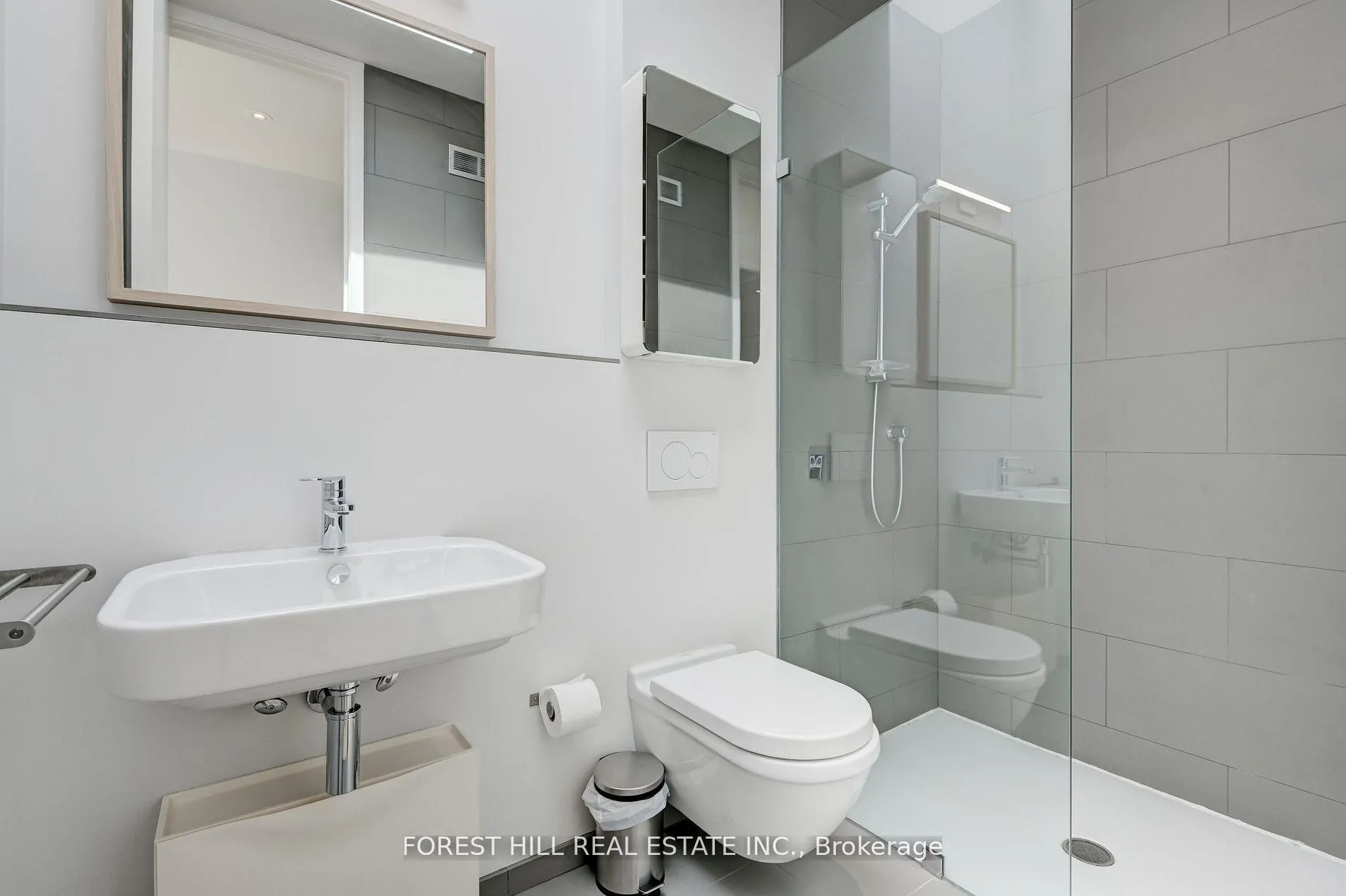 Photo 11 of Unit 4, 117 Robert Street, Toronto, University — HOMEH