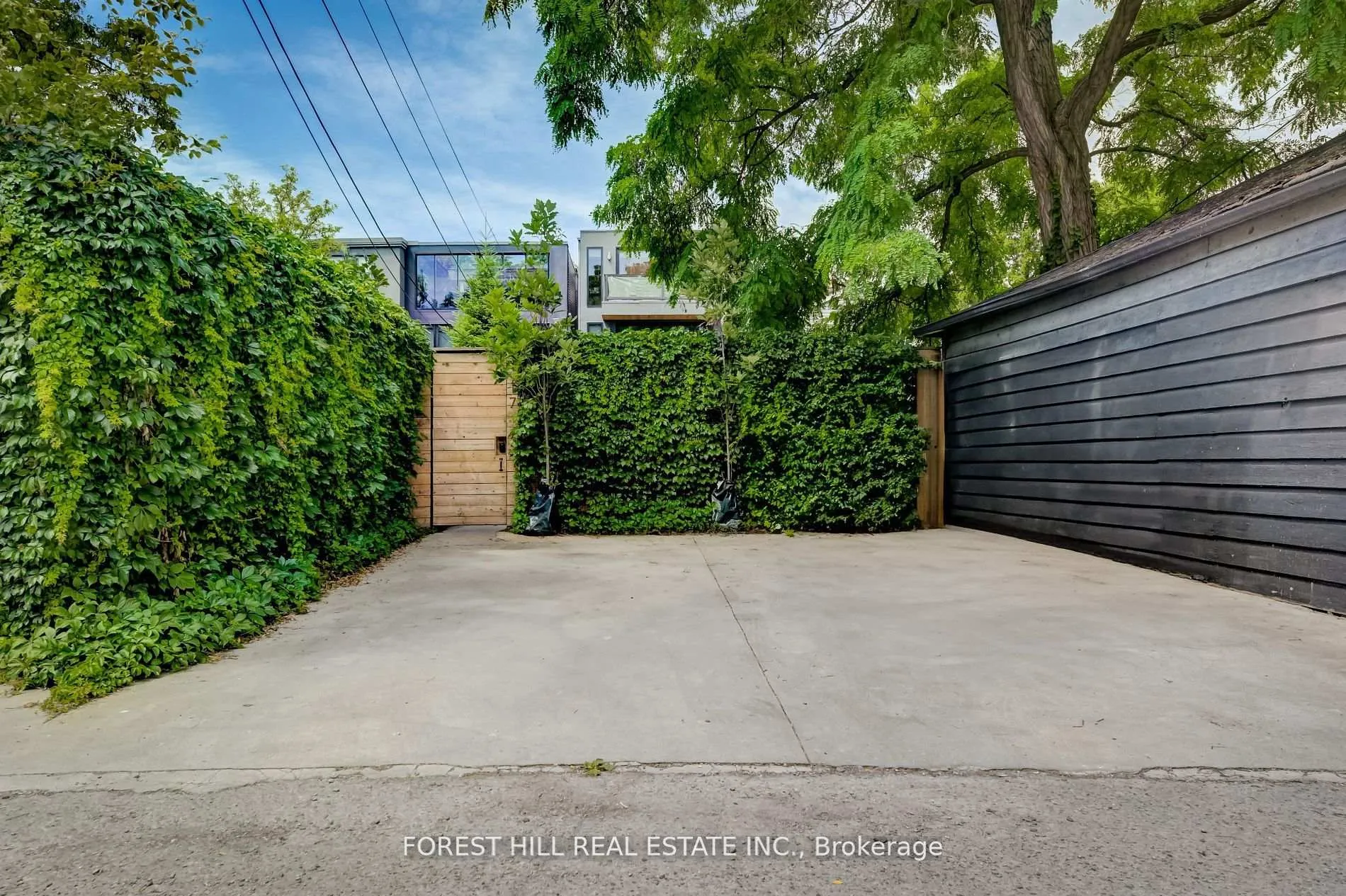 Photo 16 of Unit 4, 117 Robert Street, Toronto, University — HOMEH