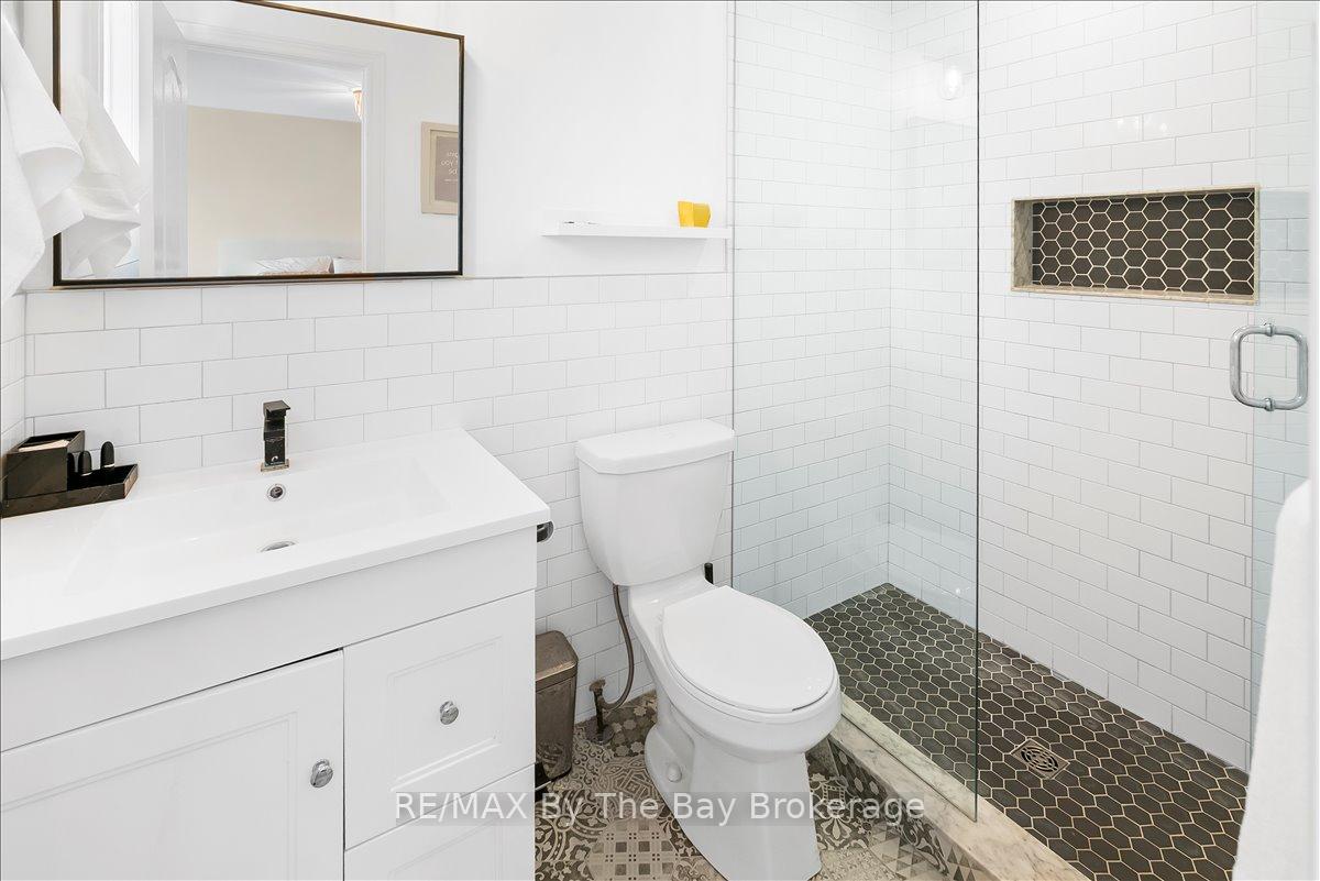 Photo 24 of 92 Brucker Road, Barrie, Holly — HOMEH