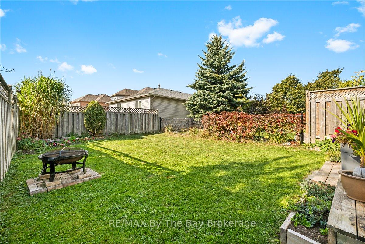 Photo 30 of 92 Brucker Road, Barrie, Holly — HOMEH