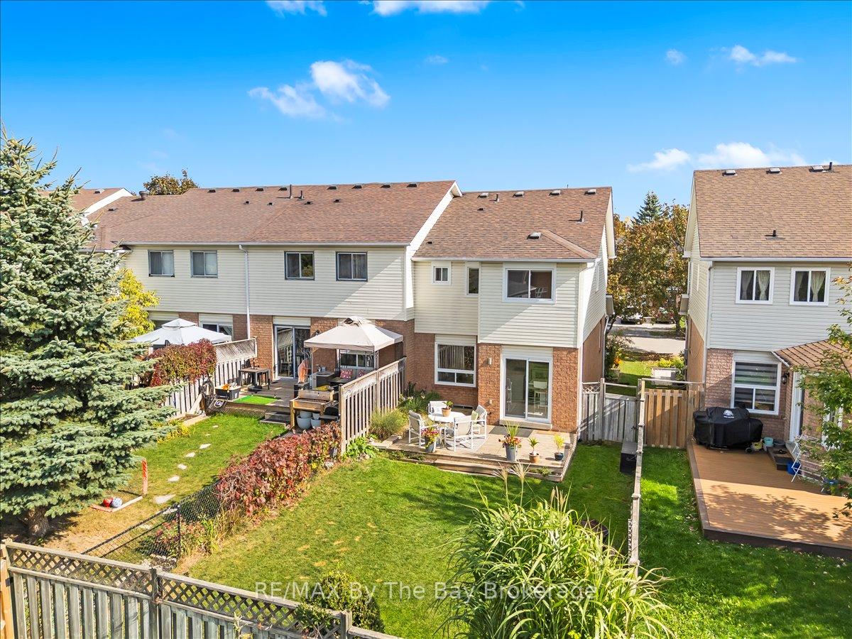 Photo 34 of 92 Brucker Road, Barrie, Holly — HOMEH