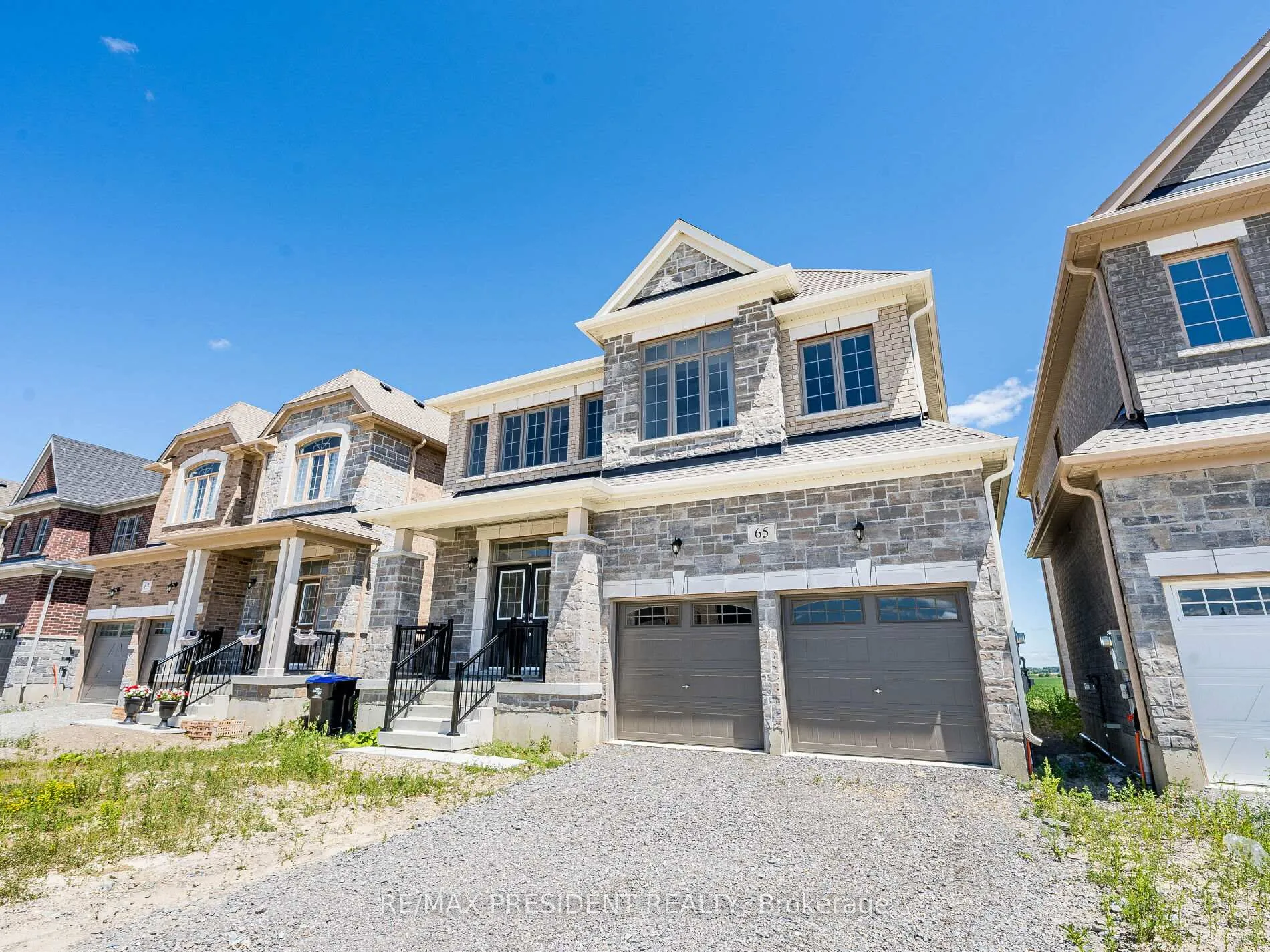Photo 3 of 65 Brethet Heights, New Tecumseth, Rural New Tecumseth — HOMEH