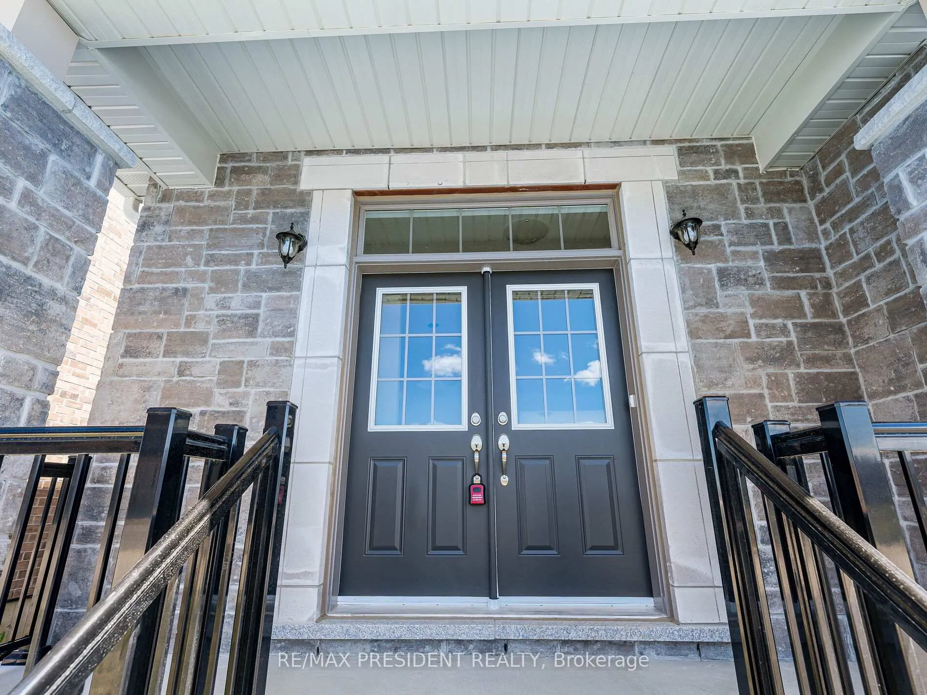 Photo 4 of 65 Brethet Heights, New Tecumseth, Rural New Tecumseth — HOMEH