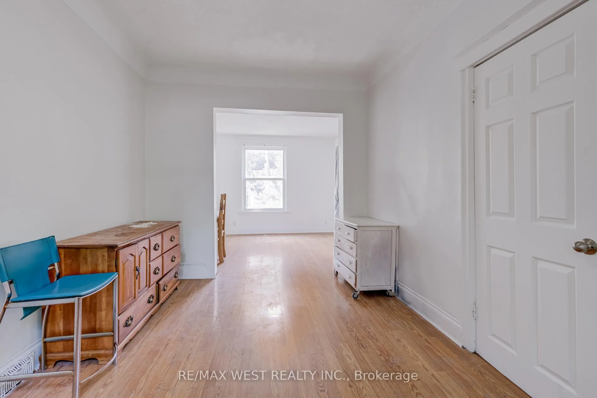 Photo 12 of 673 Wilson Street, Hamilton, Hamilton Beach — HOMEH