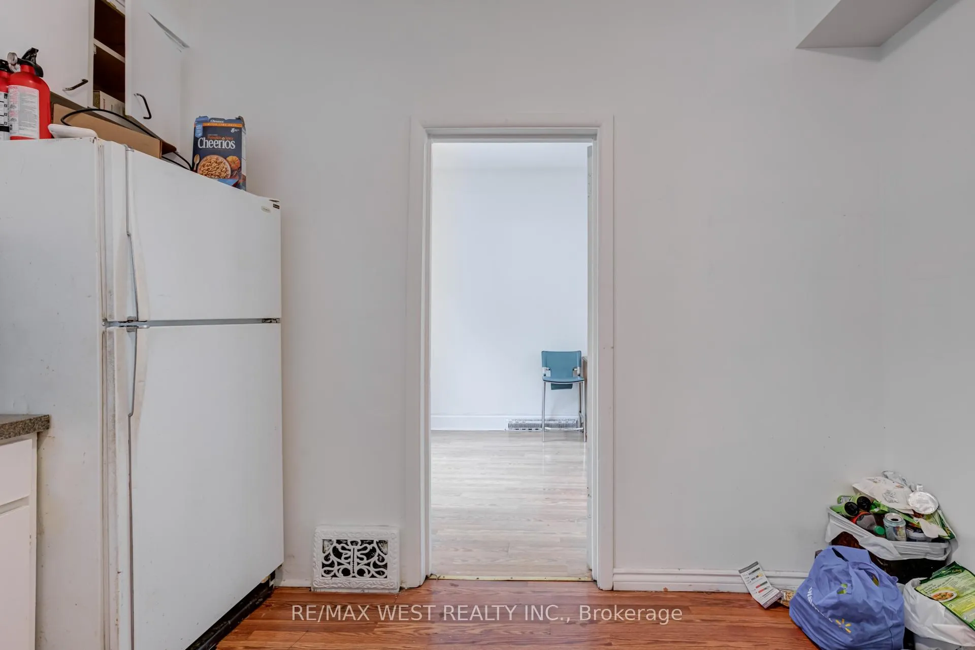 Photo 14 of 673 Wilson Street, Hamilton, Hamilton Beach — HOMEH