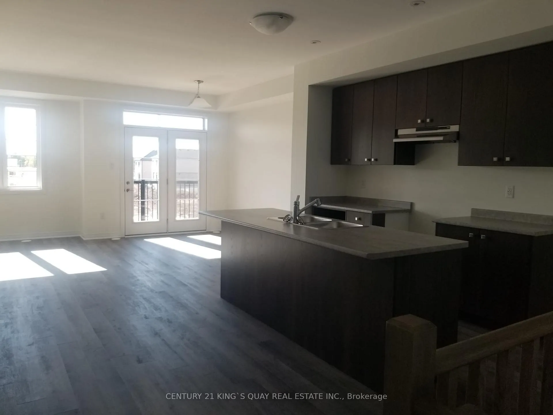 Photo 5 of 82 Feather Road, Welland, Dain City — HOMEH