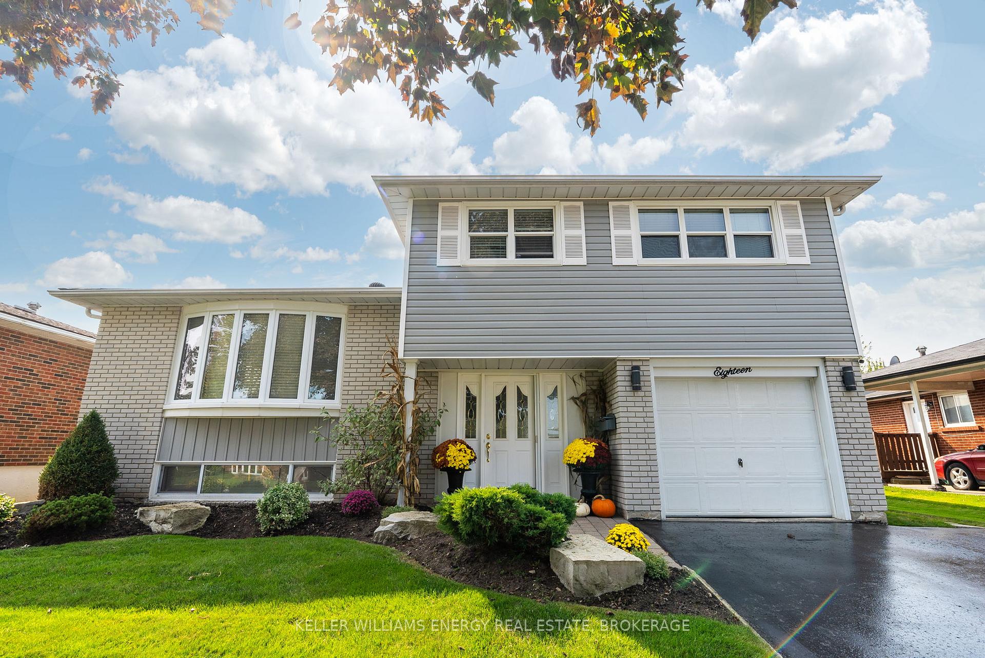 Photo 1 of 18 Archer Drive, Ajax, South East — HOMEH
