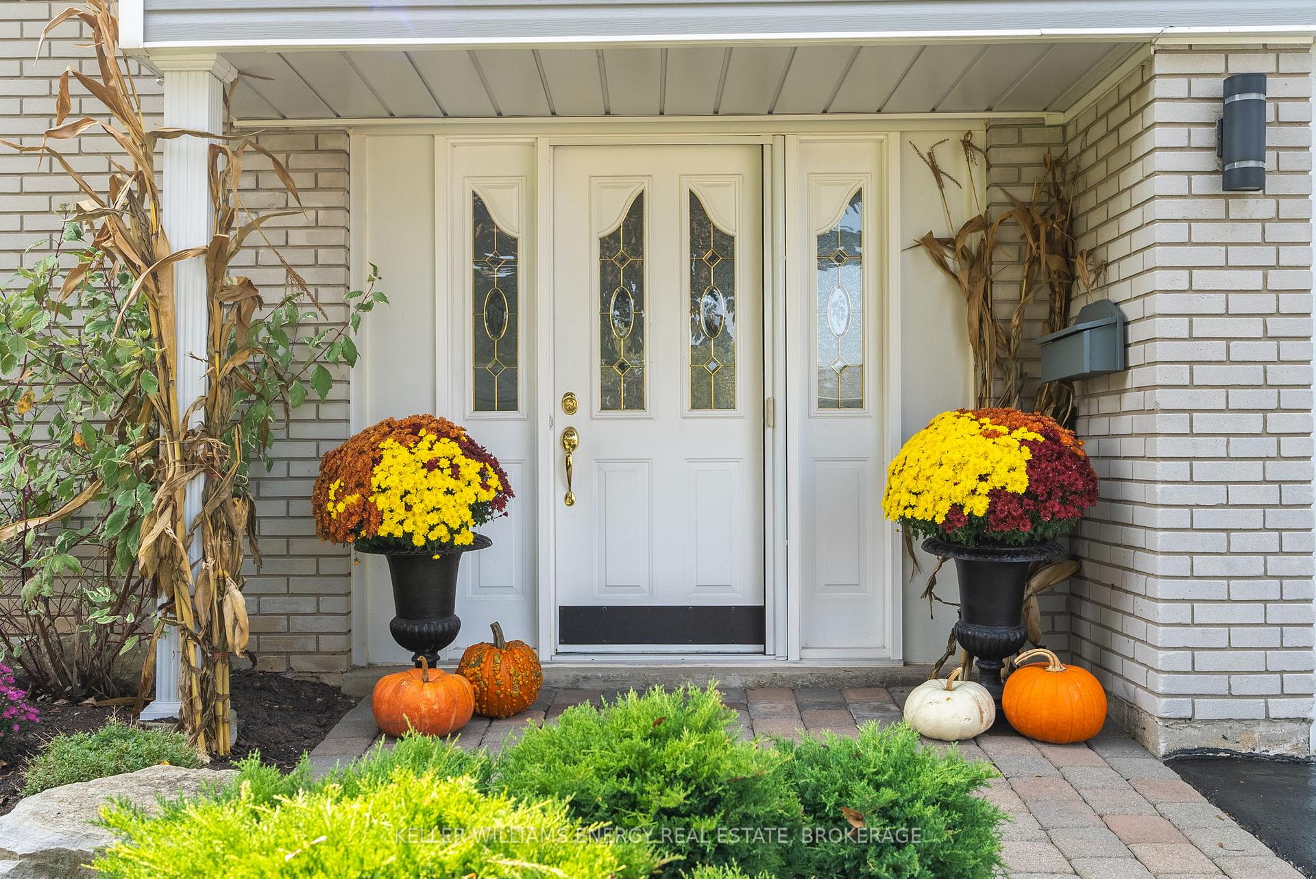 Photo 3 of 18 Archer Drive, Ajax, South East — HOMEH