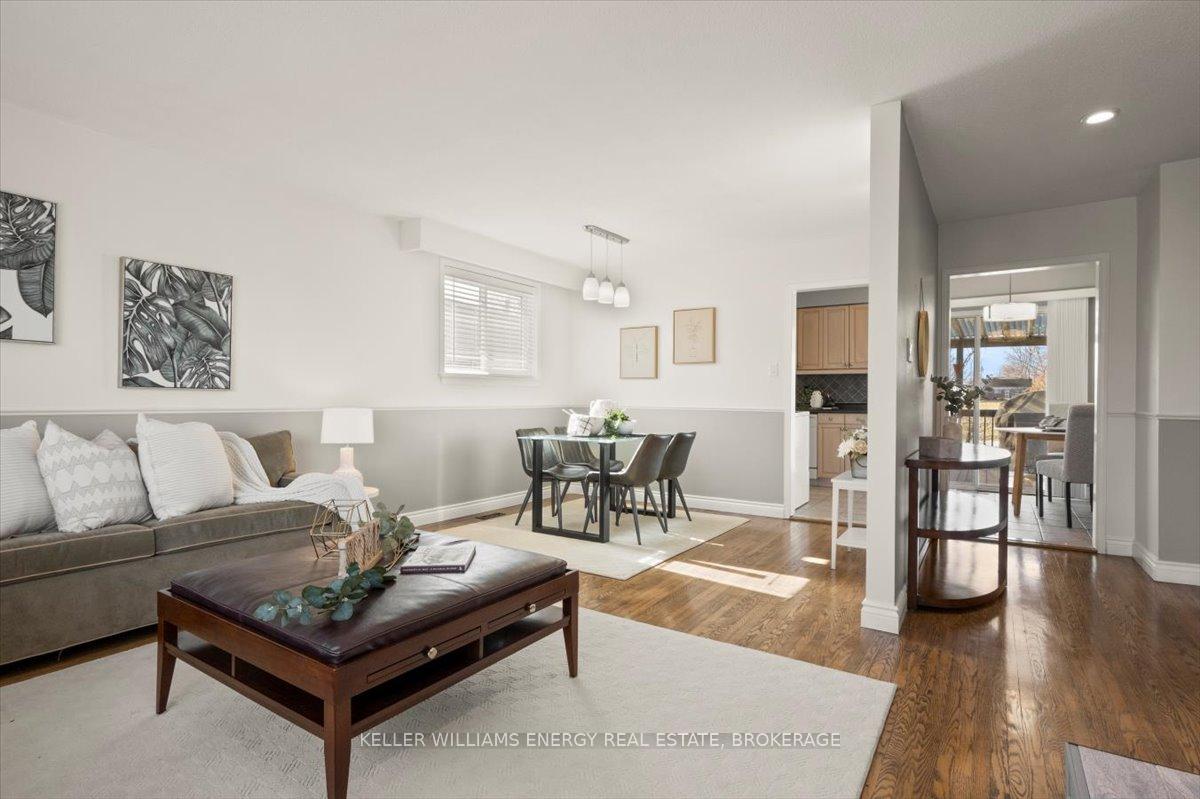 Photo 6 of 18 Archer Drive, Ajax, South East — HOMEH