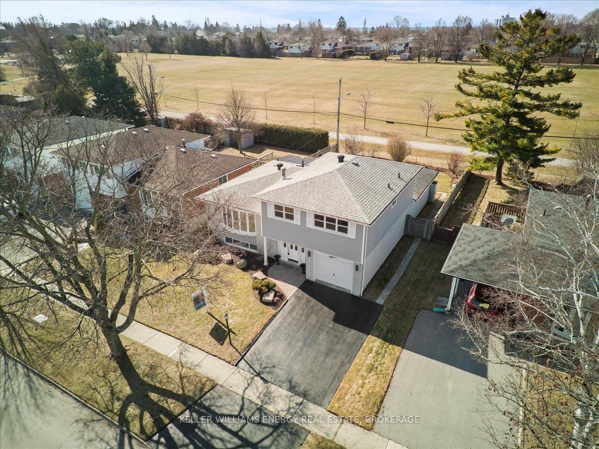 Photo 37 of 18 Archer Drive, Ajax, South East — HOMEH